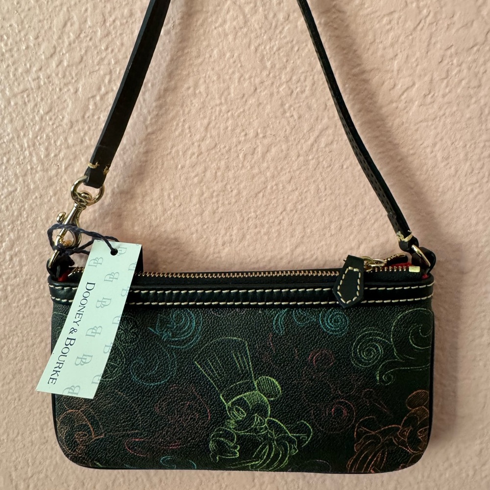 NWT.   Disney Dooney & Bourke Wristlet - Picture 5 of 11